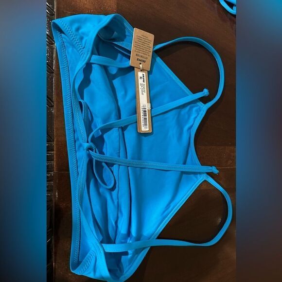 SKIMS NWT High Neck Bikini Top in Turquoise size S - Picture 7 of 7